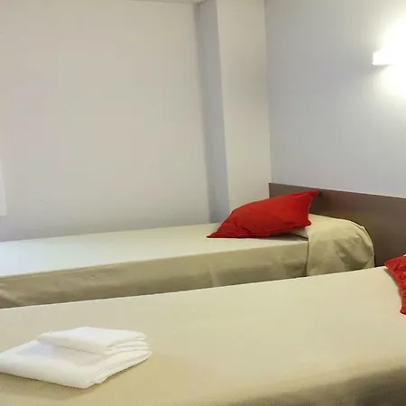 Daire Residencia Universitaria Resa Roberto De Nobili Sant Cugat del Vallès