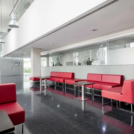 Residencia Universitaria Resa Roberto De Nobili アパート